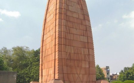 MEMORIALS SITE OF FAMOUS INDIAN PEOPLE